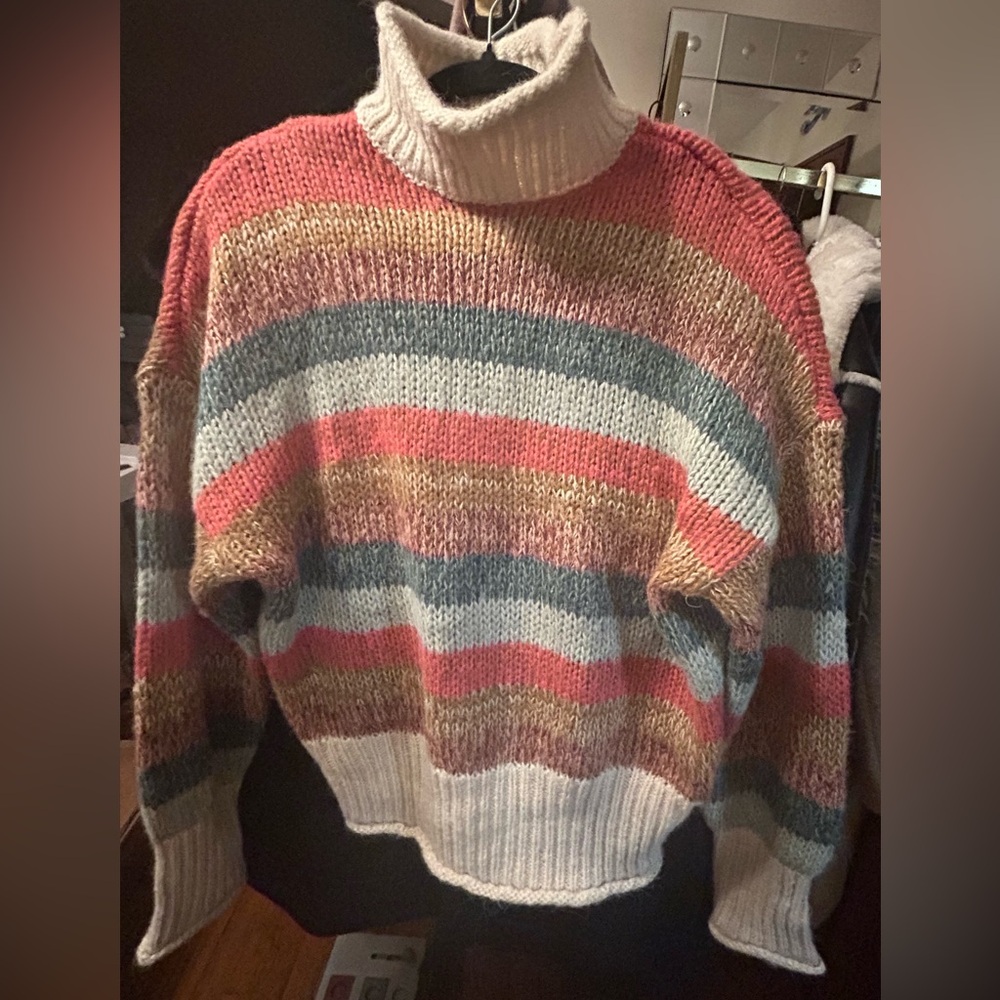 EUC Vero Moda Striped Multicolor Women's Sweater